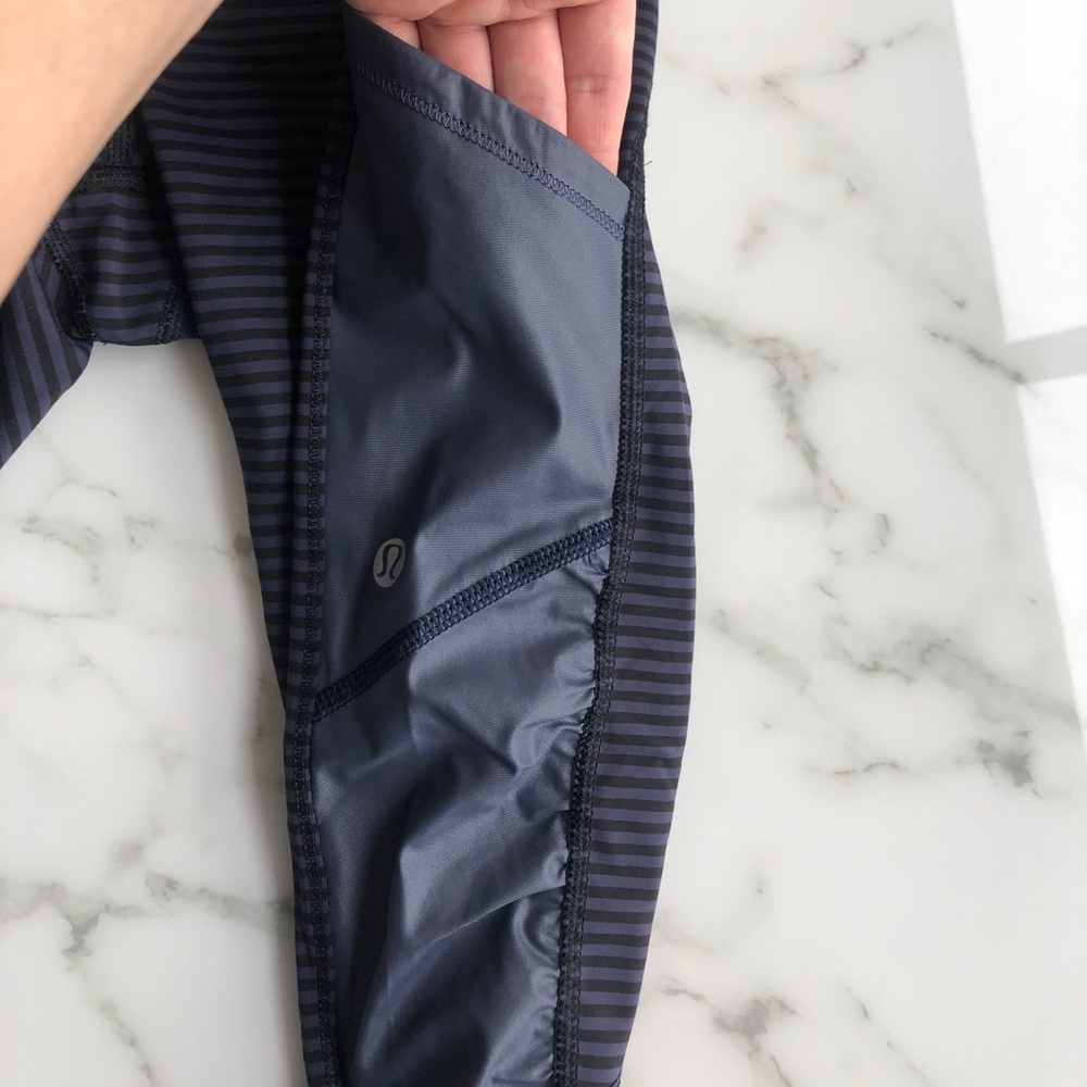 lululemon athletica Striped Gray Leggings - Picture 3 of 8